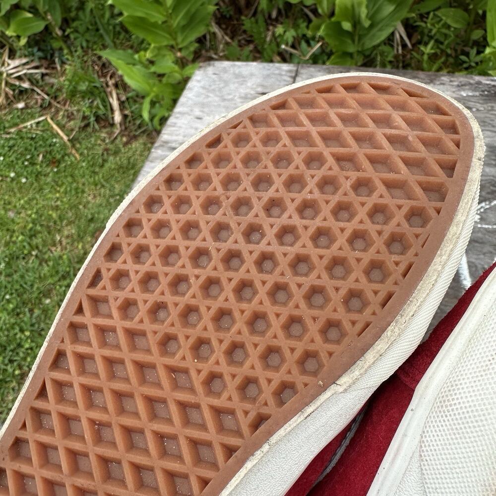 Vans Off The Wall Shoes Mens 8.5 Old Skool Sneaker Red Suede HEIQ Eco Dry Low - Picture 10 of 12